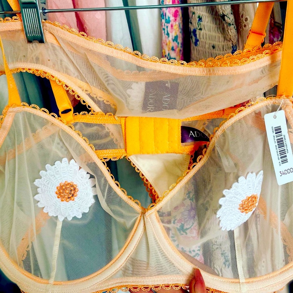 COPY - Daisy bra and panties set Adore Me NWT - Picture 1 of 4